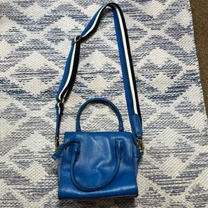 Fossil shoulder bag with Adjustable/Removable Strap